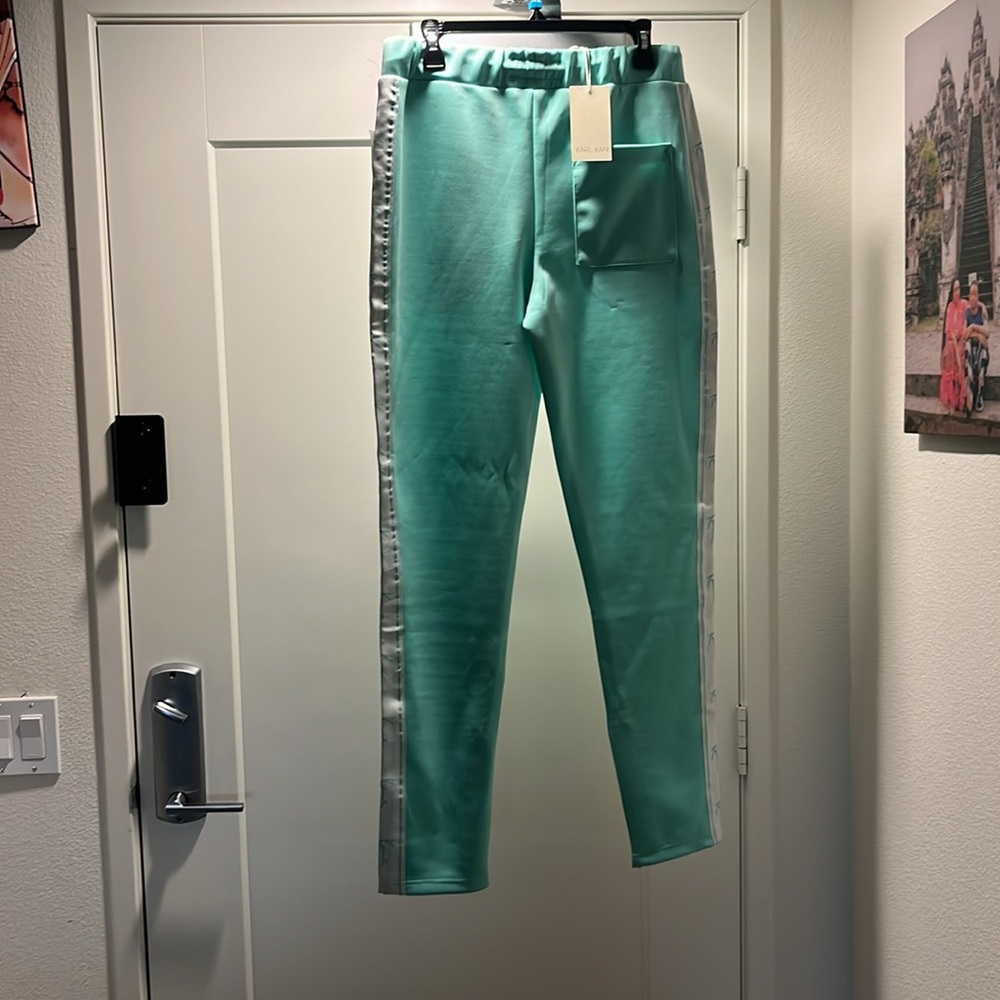 Track pants - Picture 5 of 6